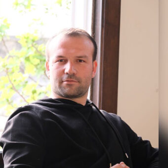 Yılmaz KARAHALİL  photo